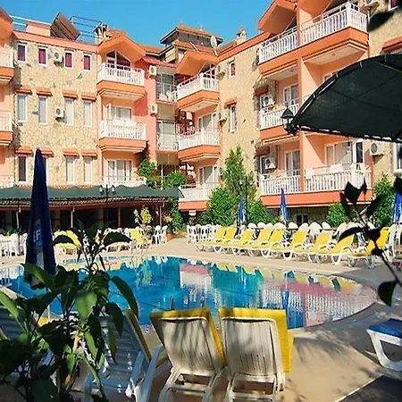 Mediterranean Garden Appartement